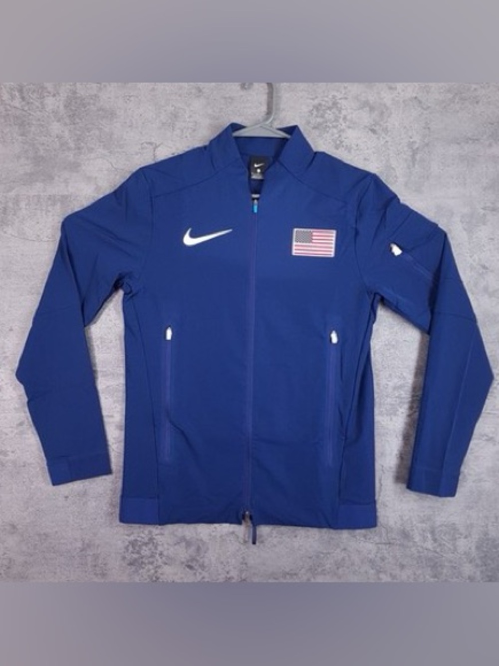 NWOT NIKE USA PRO ELITE PODIUM NATIONAL TEAM TRACK JACKET